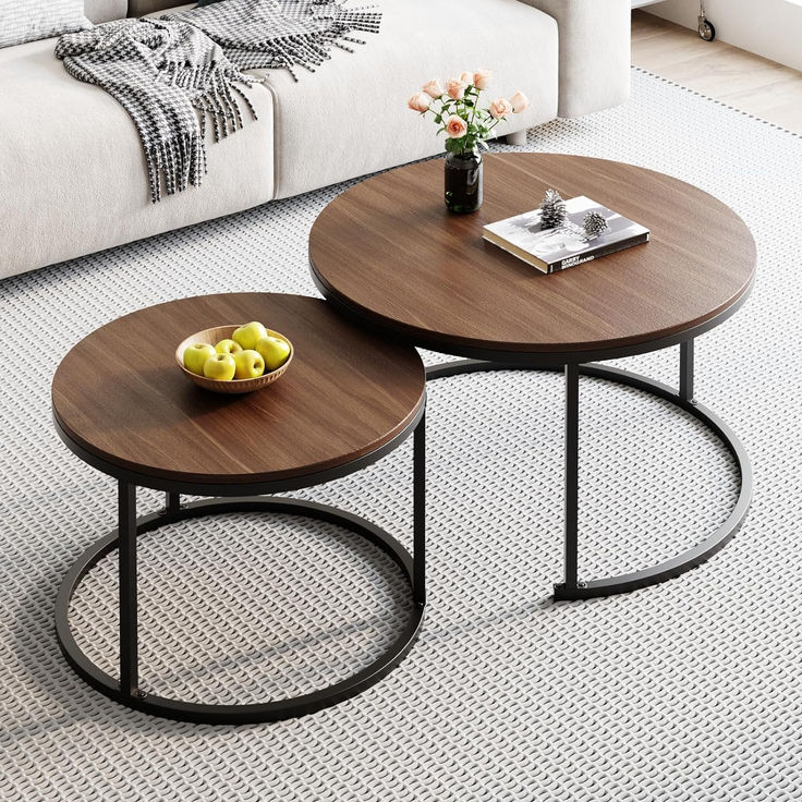 Set tavolinash moderne